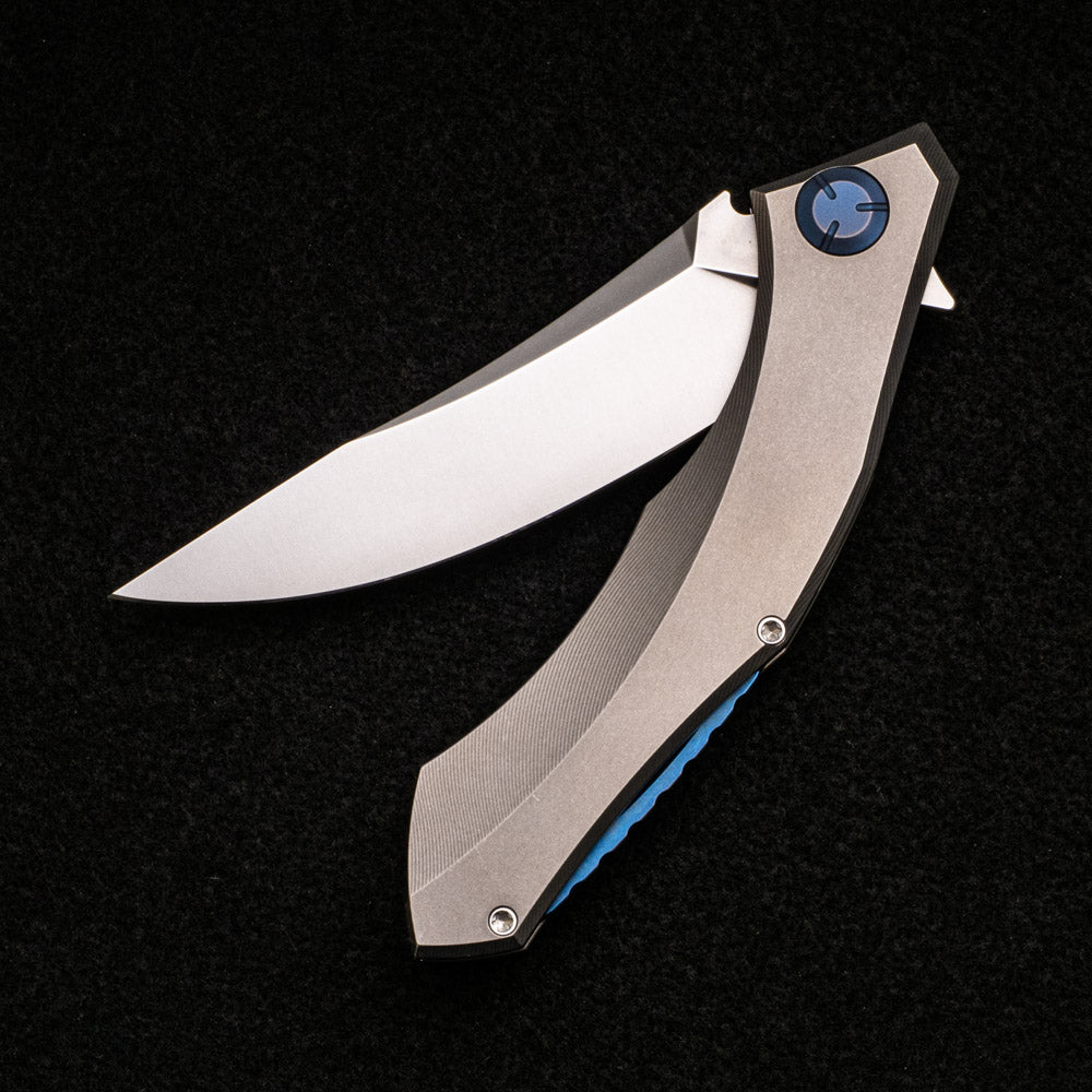 SHIROGOROV "LIMITED EDITION" SINKEVICH DESIGN POLUCHOTKY FLIPPER - M390 BLADE - TITANIUM HANDLE - MRBS