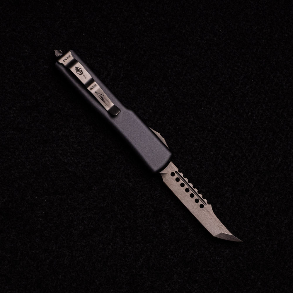 Microtech UTX-70 Hellhound Shadow Signature Series DLC Standard DLC Hardware 419-1 DLCTSH S-N 058