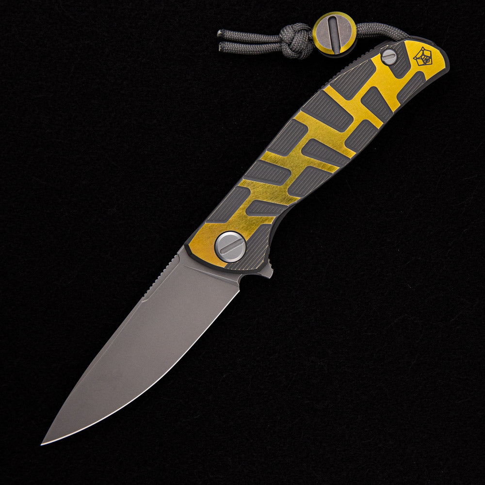 Shirogorov F95 T Pattern Gen 4 – Blade Show Edition – Grey/Yellow Ano Titanium Handle – M390 Blade – MRBS