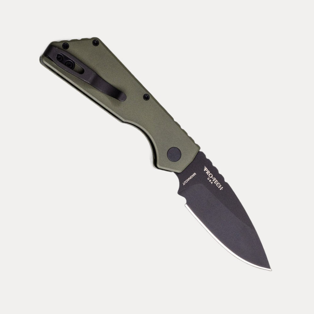 Pro-Tech Knives Strider PT+ Auto – Blade Show 2023 Edition – Green Handle – MOP Button – DLC Black MagnaCut Blade PT203-GREEN