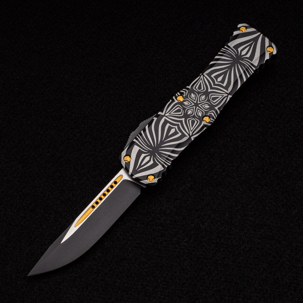 MICROTECH HERA S-E SIGNATURE SERIES – TWO-TONED BLACK W- GOLD ACCENTS ‘SOURCE’ ARTWORK 703-1TSOS