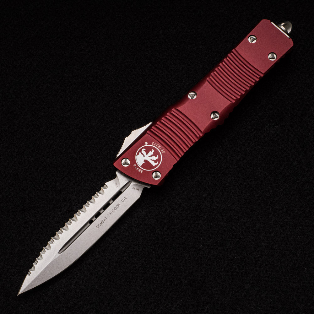 MICROTECH COMBAT TROODON – D-E MERLOT STONEWASH FULL SERRATED 142-12 MR