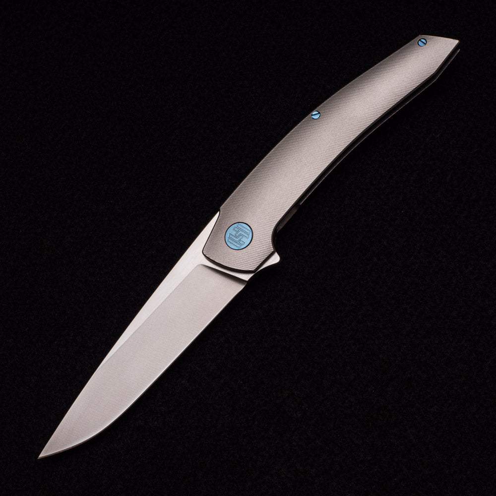 Hog House Knives Model T – M390 BLADE W- SATIN FLATS – TI W- LIGHT BLUE