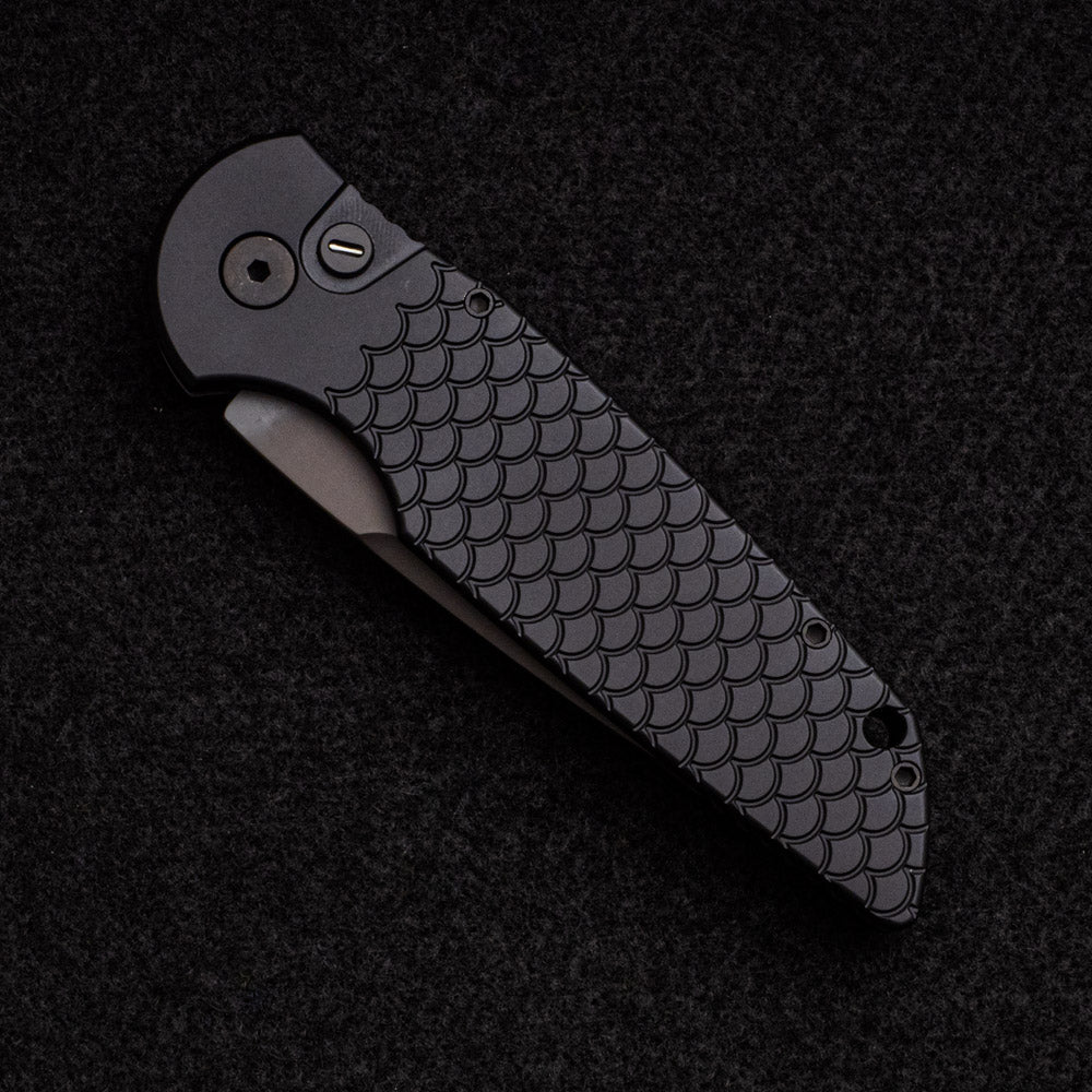 Pro-Tech Knives TR-3 X1 Operator – Black “Fish Scale” Aluminum Handle – Sterile Black 154CM Blade – Tritium Push Button