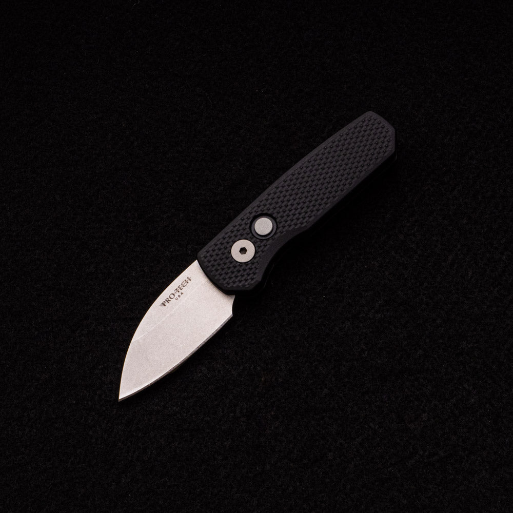 Pro-Tech Knives Runt 5 - Textured Black Aluminum Handle - Stonewash Magnacut Wharncliffe Blade - R5305