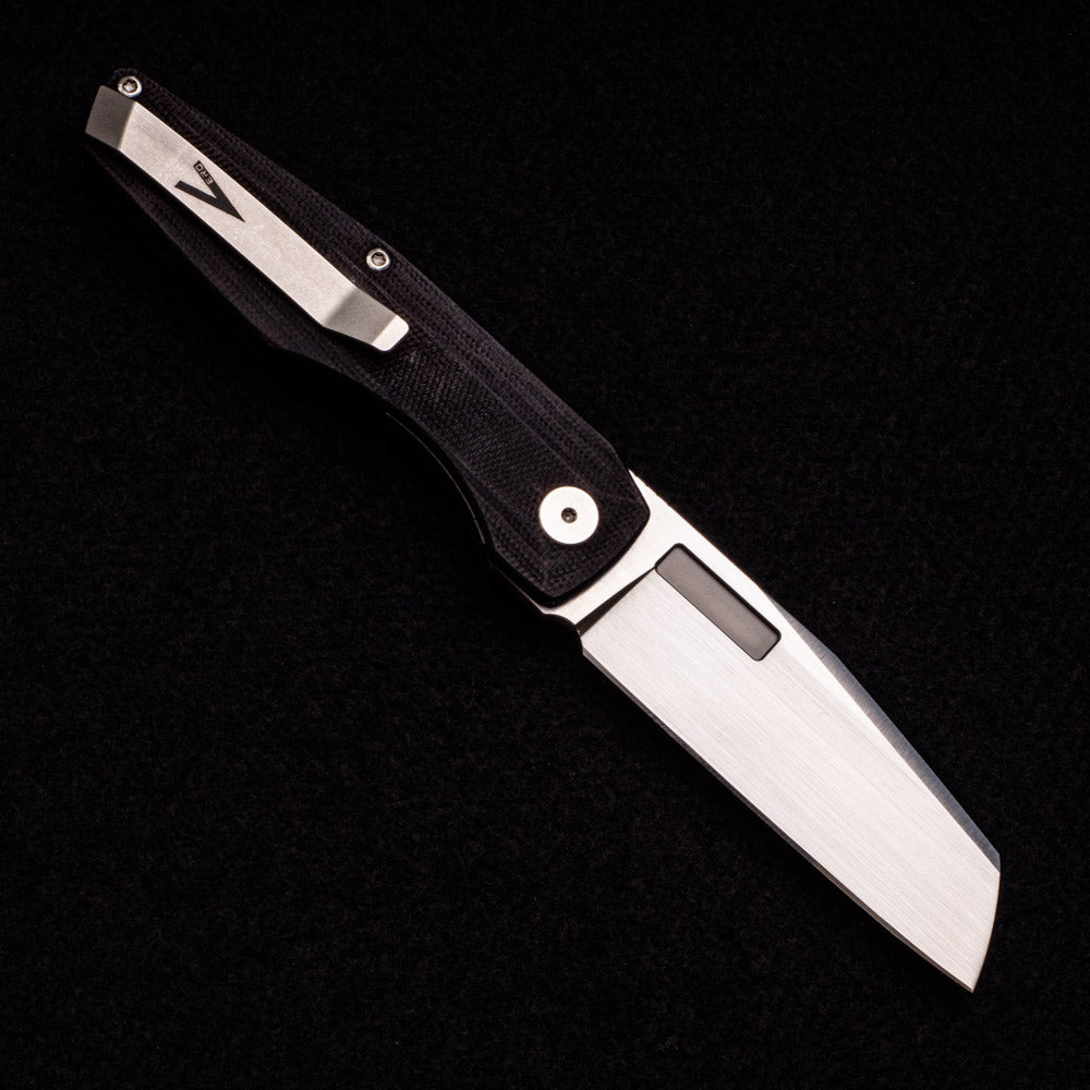 Vero Axon – Black Micarta Handle – M390 Blade