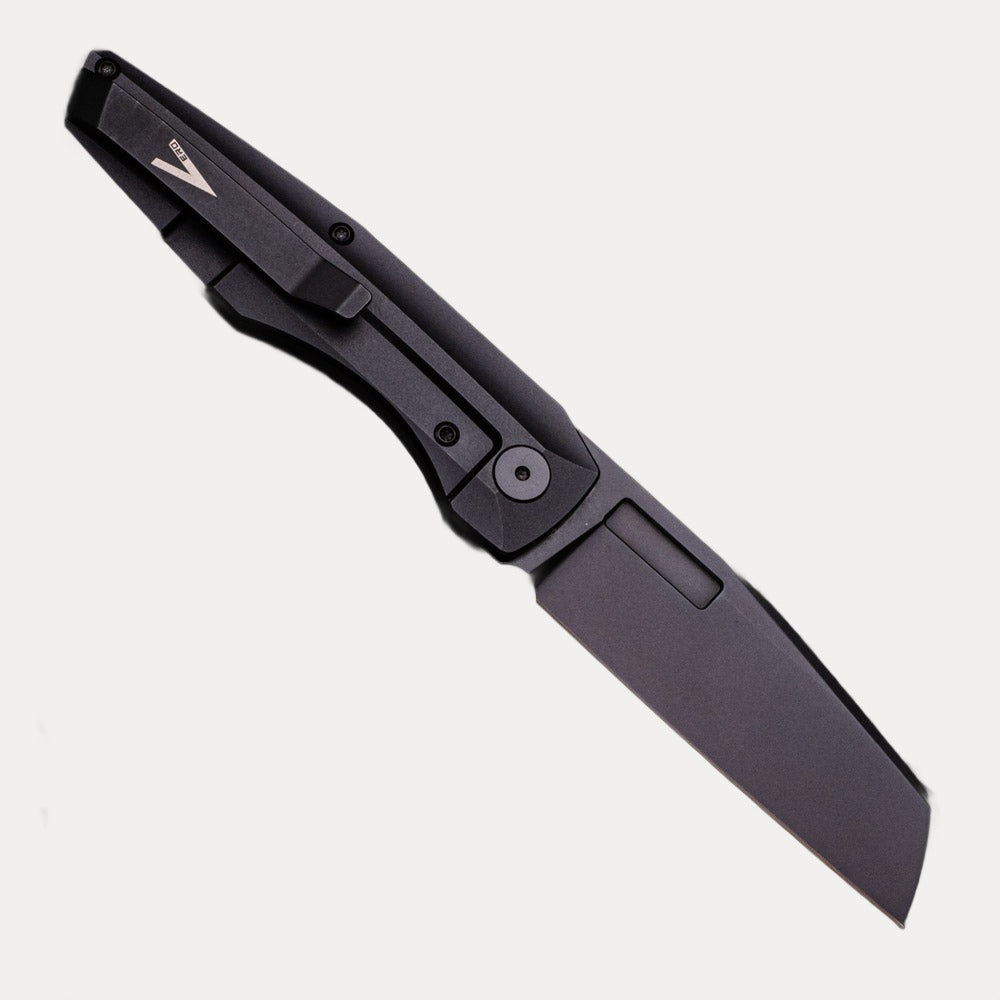 Vero Axon – Black DLC Titanium Handle – M390 Blade