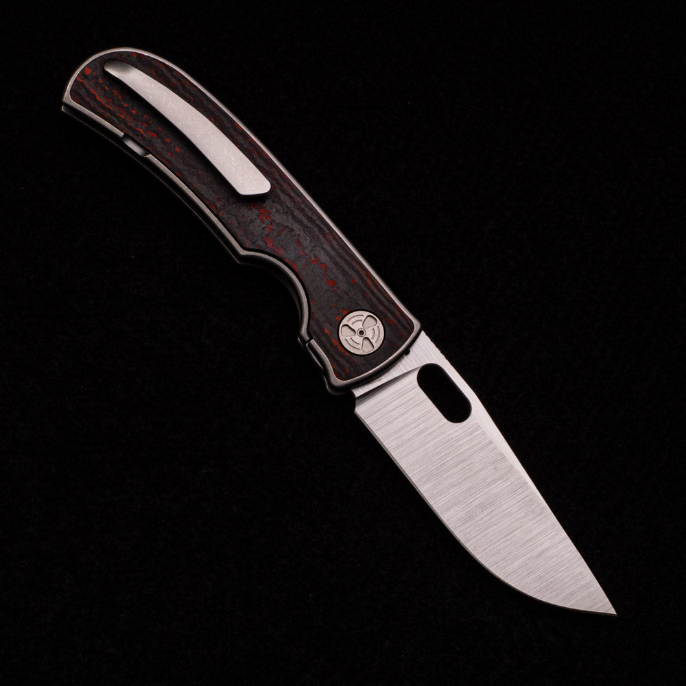 WINGMANEDC MTNT MACH 3 – M390 – TITANIUM W- RED FAT CARBON INLAY