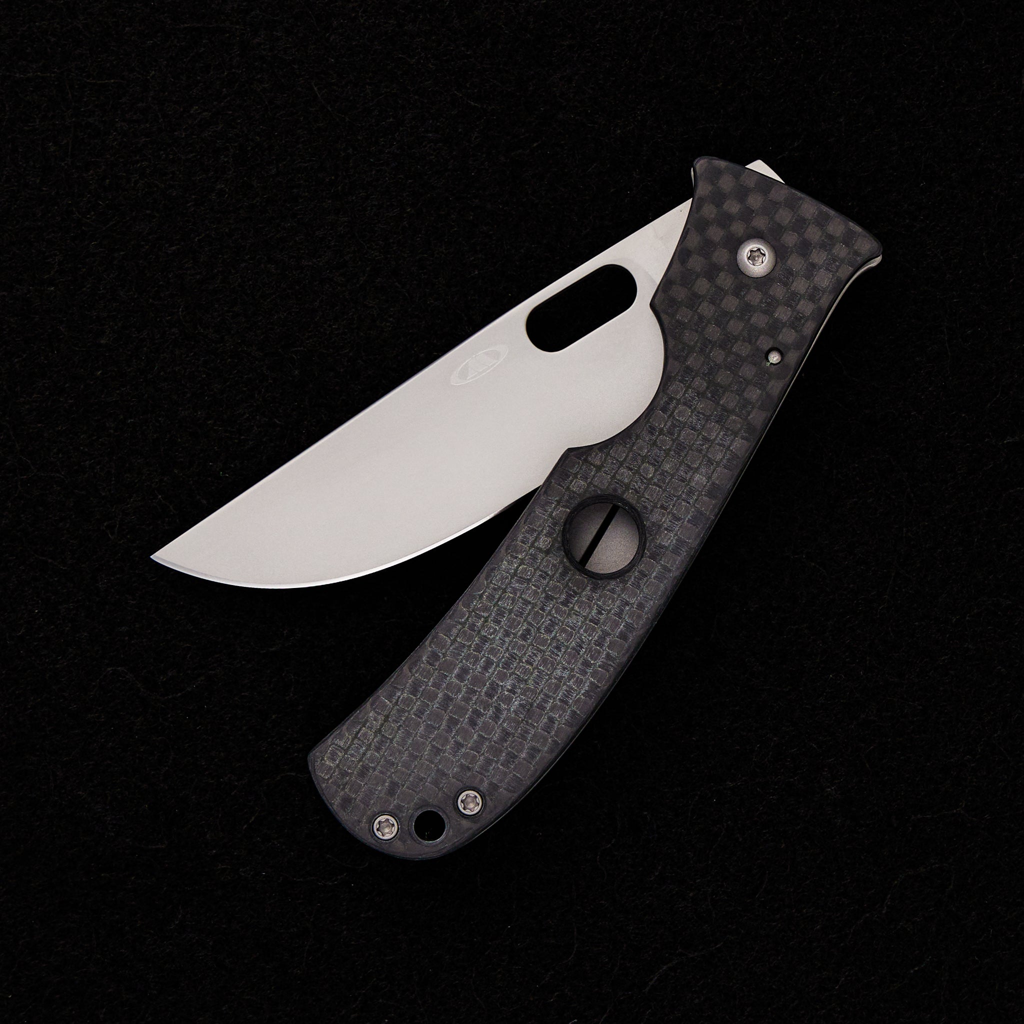 Tom Mayo Carbon Fiber Medium Covert