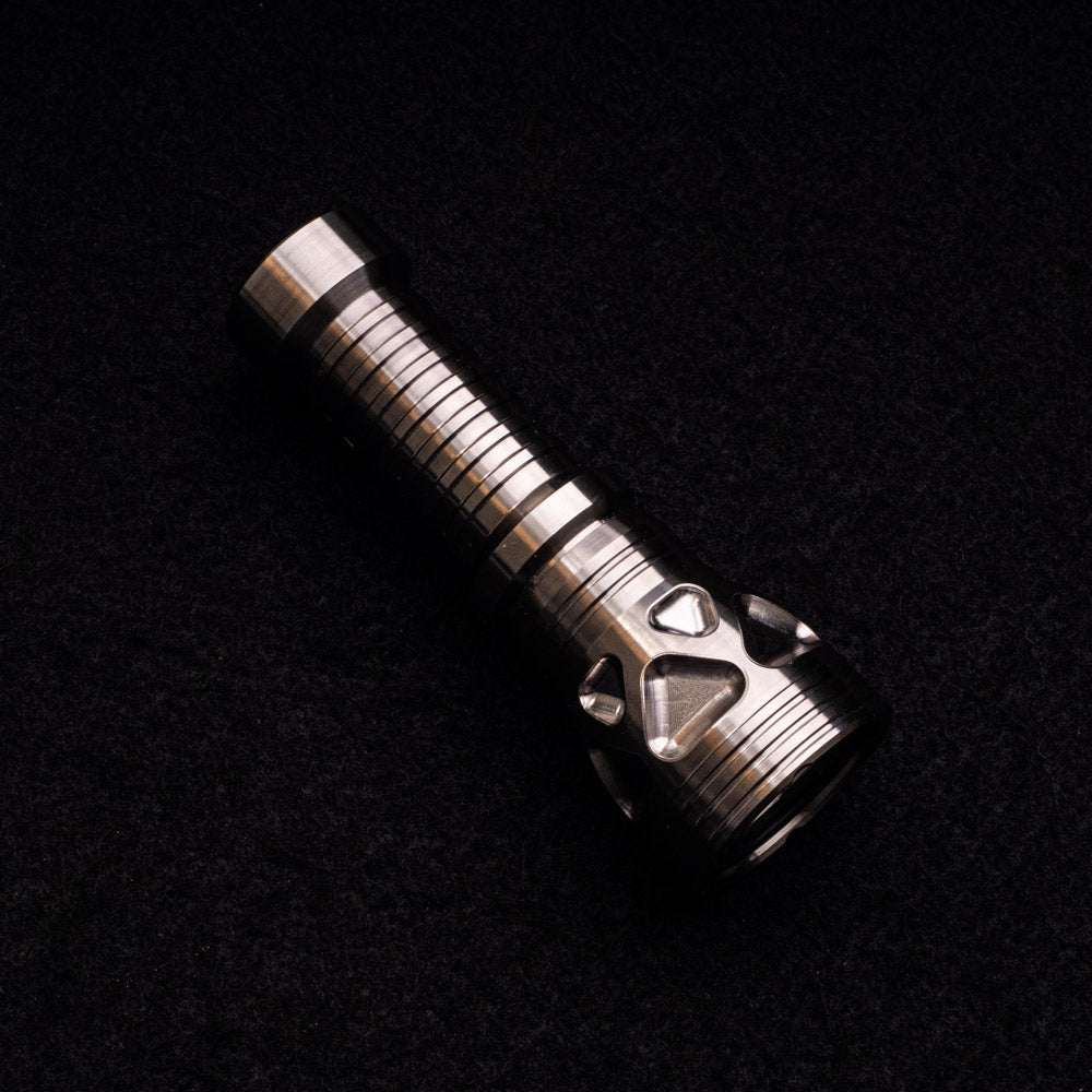 McGizmo Mahi Titanium Flashlight