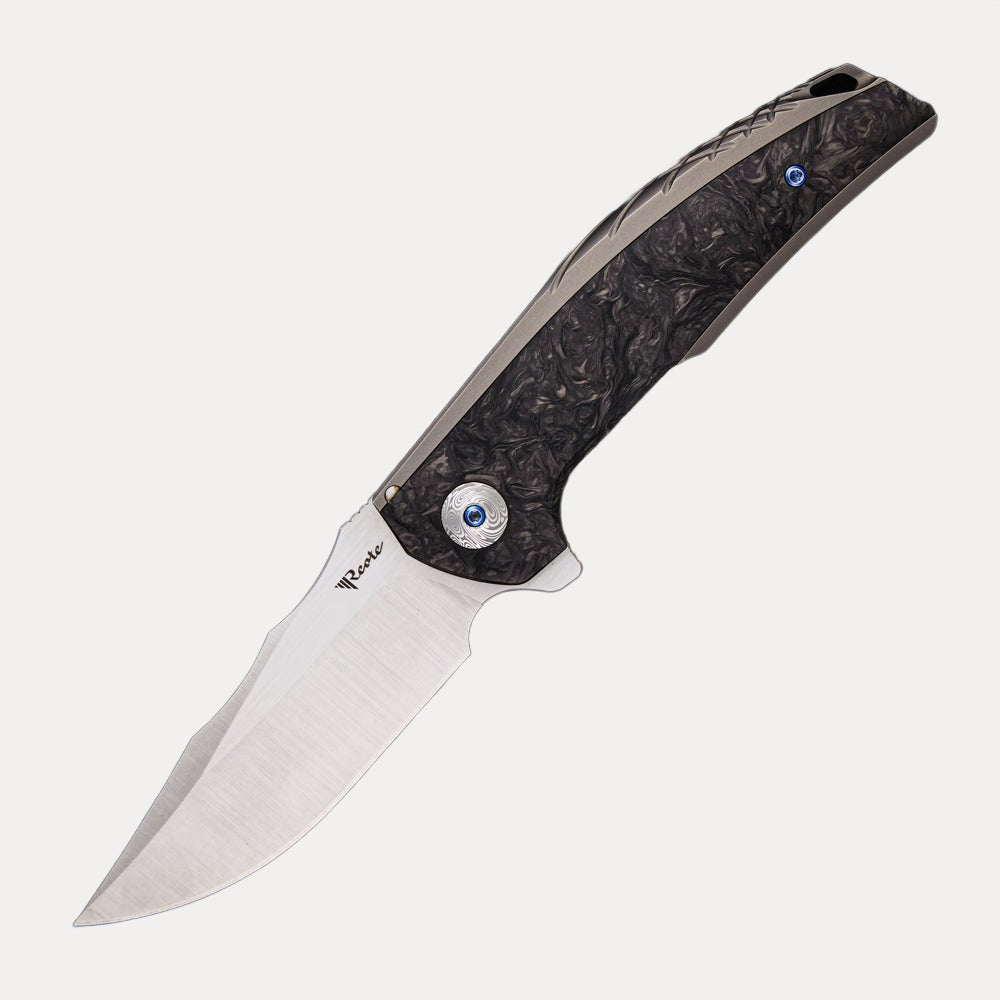 Reate Jack – Satin M390 Blade – Gray Titanium/Marble Carbon Fiber Handle