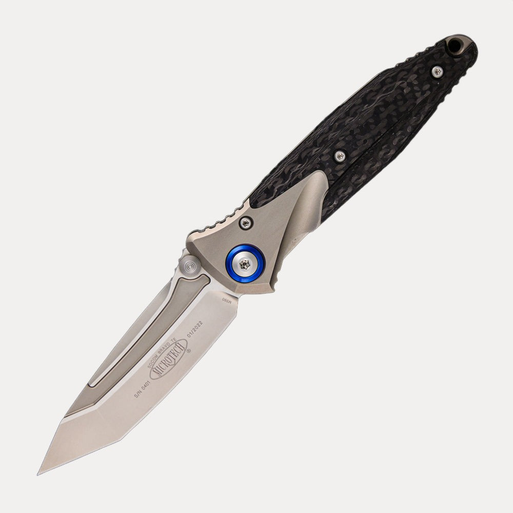 Microtech Socom Bravo – T/E Titanium Handle Bead Blast Standard Blue Titanium Pivot Collar Carbon Fiber Scales 261-7 CFTI