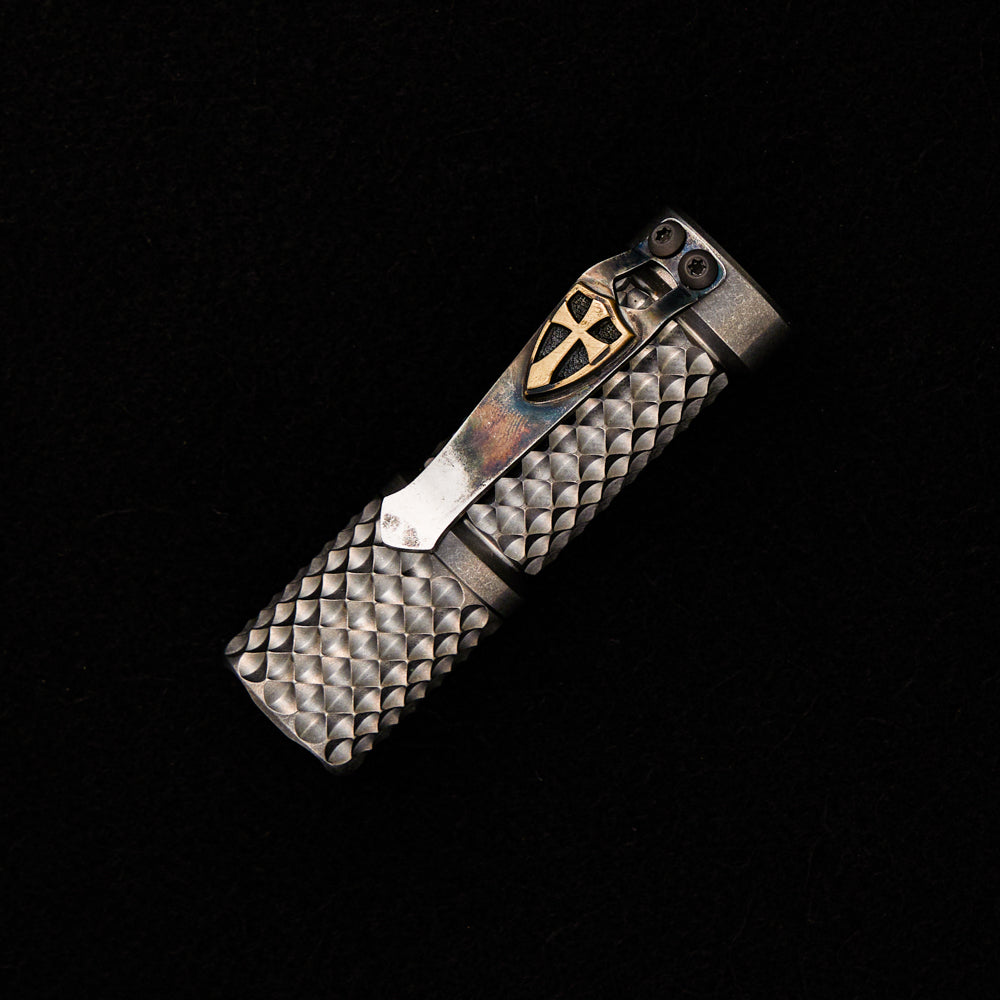 Hanko Machine Works Ti Tesseract Trident Custom Flashlight – Steel Flame Clip