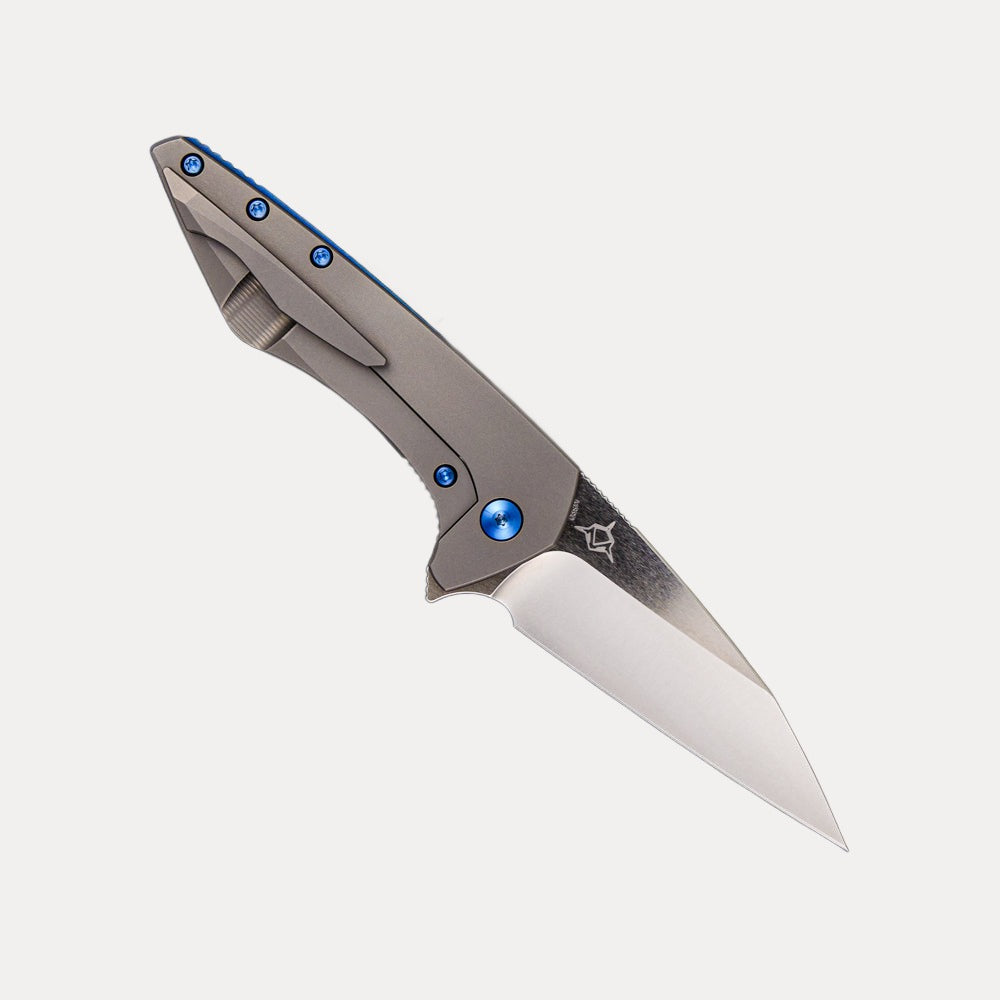 KOENIG KNIVES MINI GOBLIN – TITANIUM HANDLE – M390 BLADE