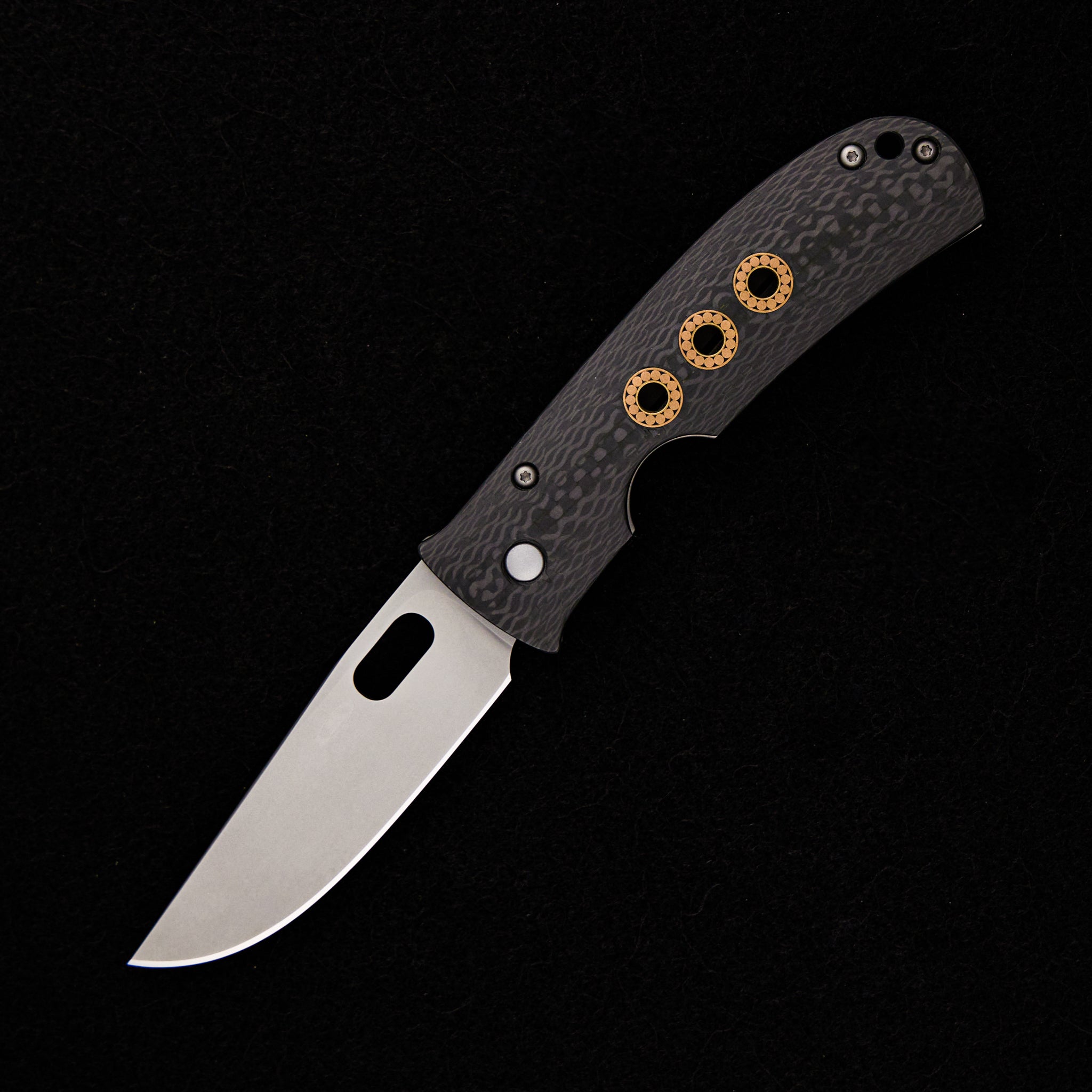 Tom Mayo Carbon Fiber Medium TNT