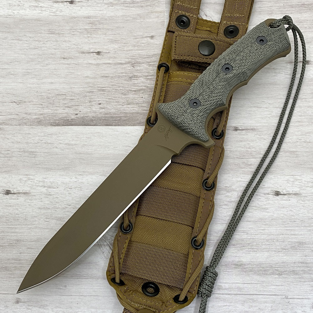 CHRIS REEVE 7" GREEN BERET FLAT DARK EARTH PLAIN EDGE TAN SHEATH