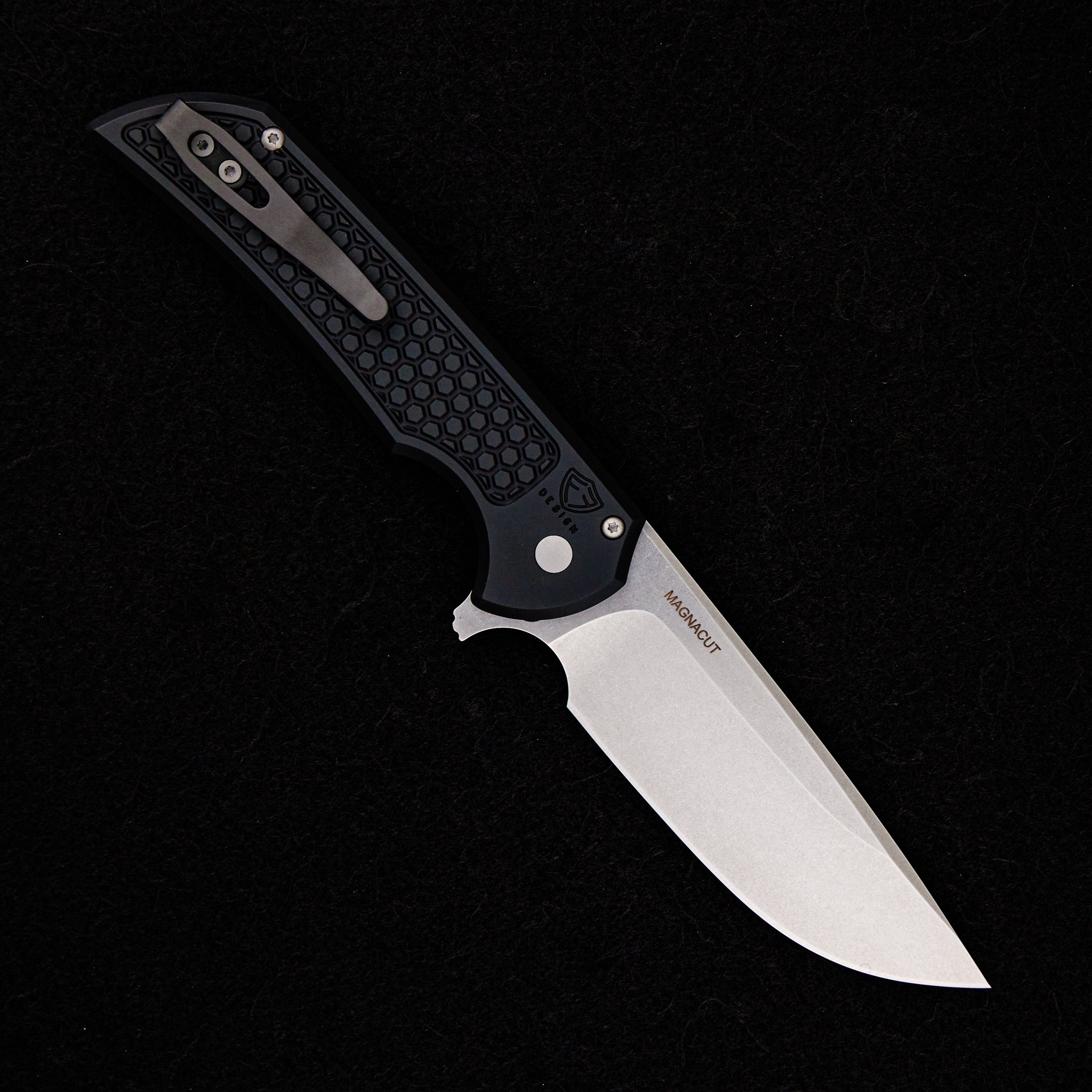 Pro-Tech Knives Mordax – MX105 – Honeycomb Textured Black Aluminum Handle – Stonewash MagnaCut Blade