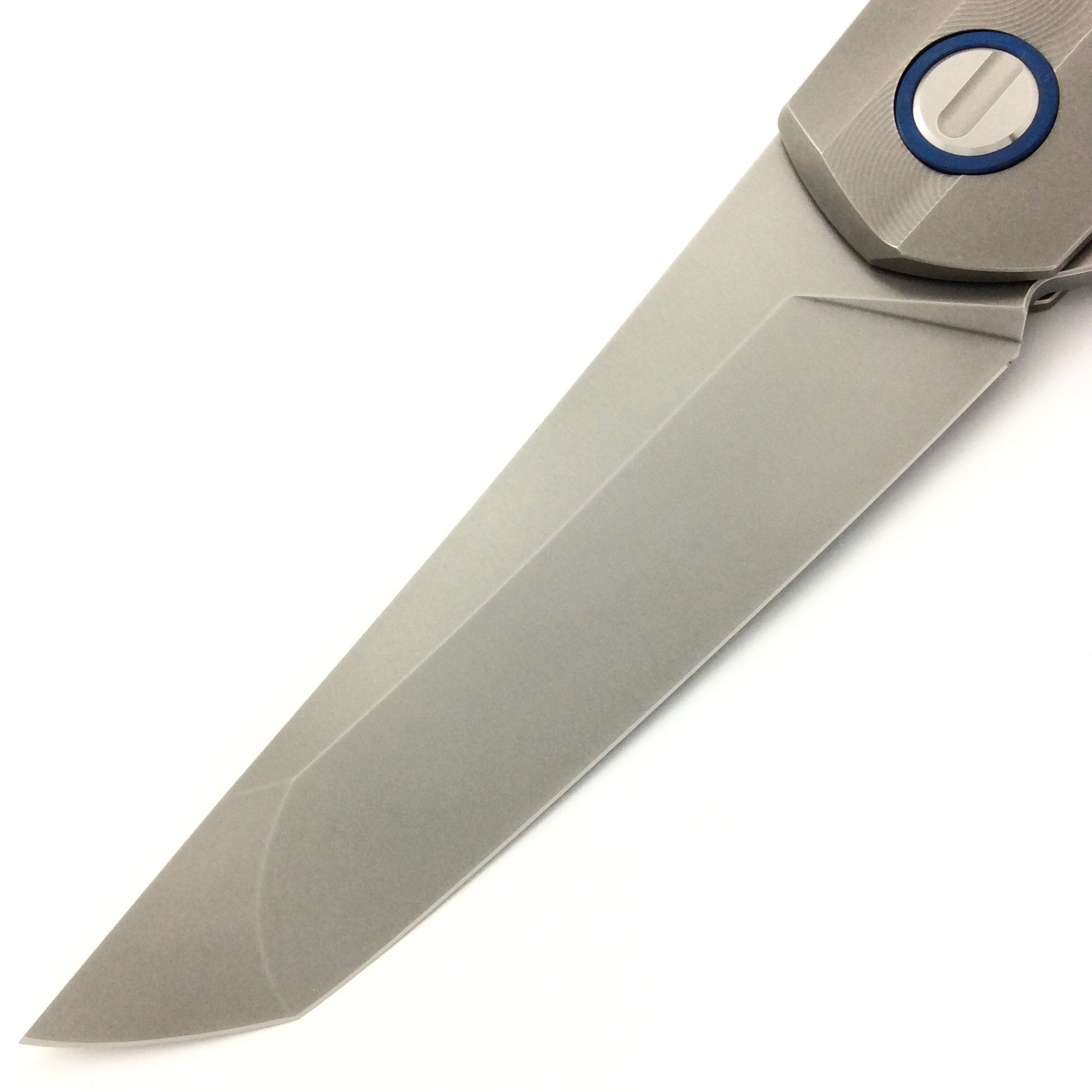 SHIROGOROV - "LIMITED EDITION" BRAD SOUTHARD DESIGN RUSSIAN FLIPPING TANTO - TITANIUM - ROLLERS